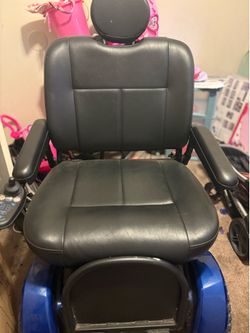 Mobile chair
