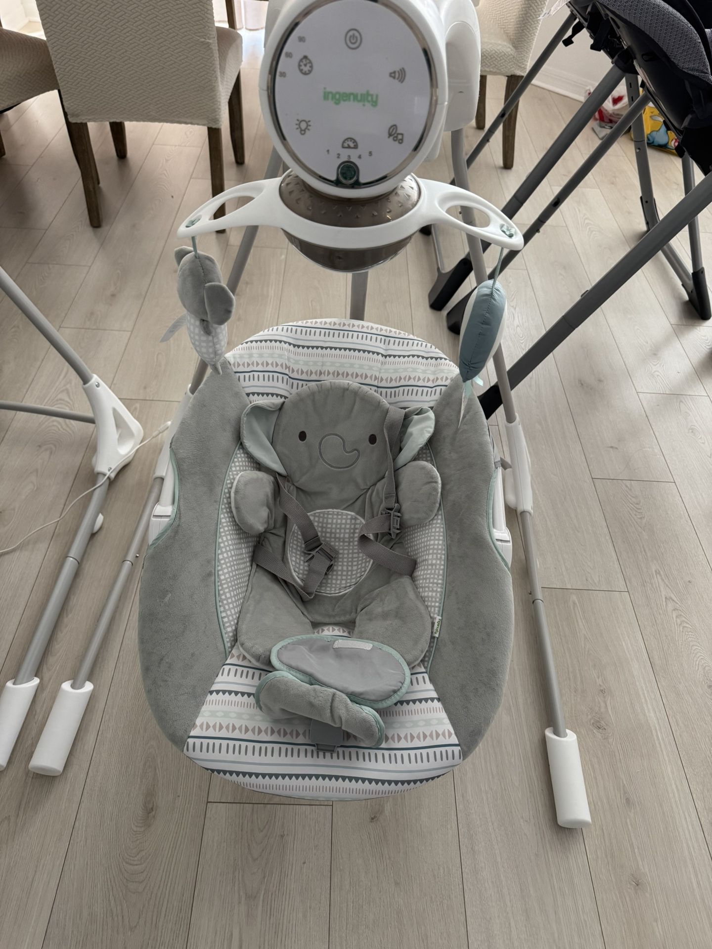 Baby Swing Ingenuity 