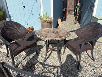 Outdoor table