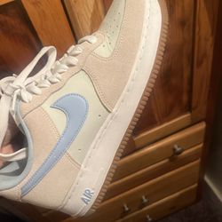 Nike 