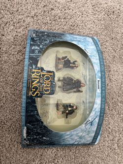 Lord of the Rings Armies of Middle-Earth: Attack on Amon-Hen Figure Set