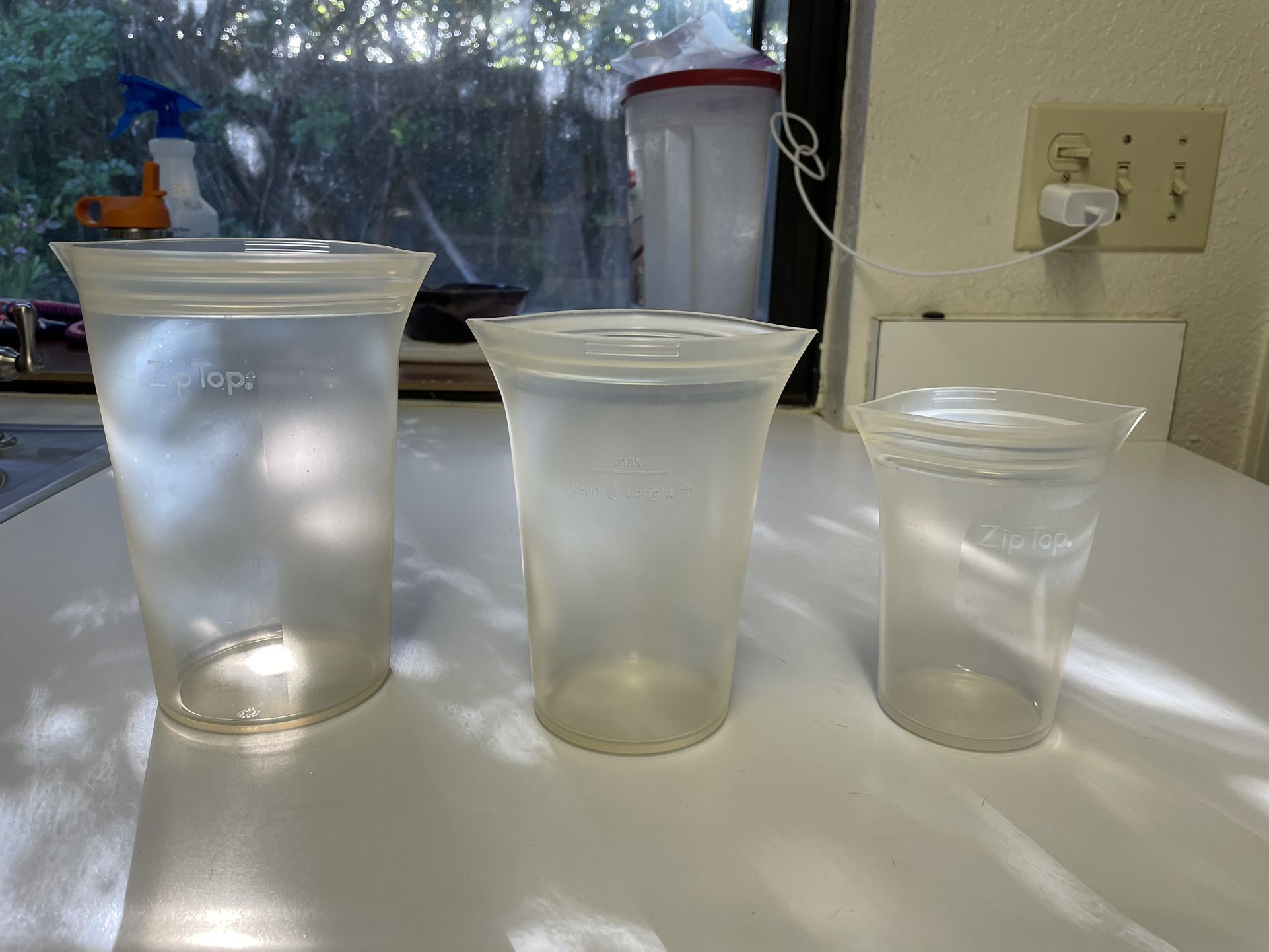 Stackable Zip Top Silicone Storage Containers