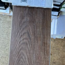 Lvp Flooring Have 132sqft   (1.50$ Per Sqft) PRICE FIRM