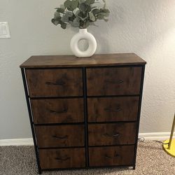 8 Storage Drawer Dresser
