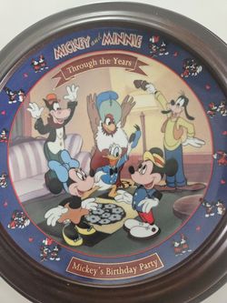 Limited Edition Bradford Disney Plate Mickey Birthday Party 1942