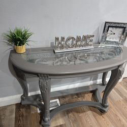 Entry Way Table