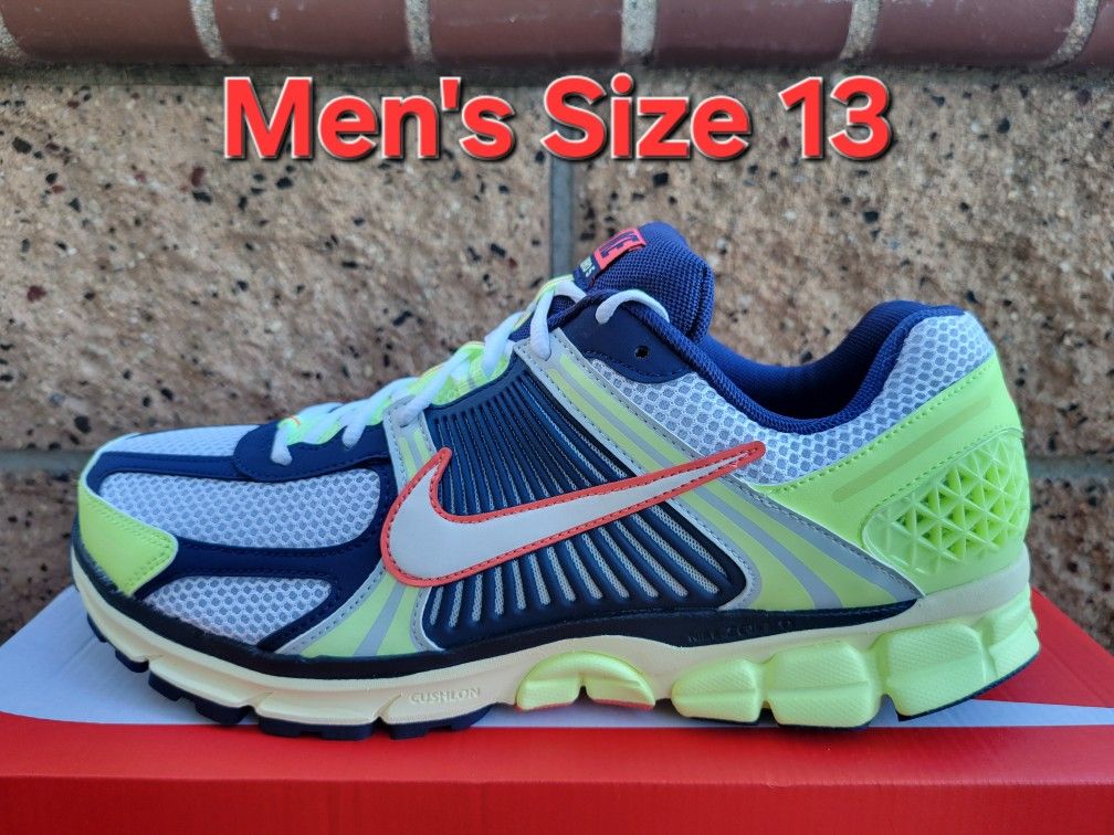 Nike Air Zoom Vomero 5 Shoes Men's Size 13