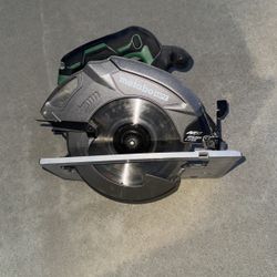 Métobo Circular Hand Saw Used Once Or Twice $40 
