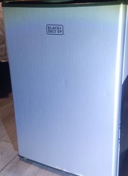 Black & decker refrigerator