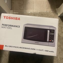 Toshiba Microwave $75