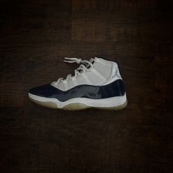 Win like 82 Jordan 11 (no box)