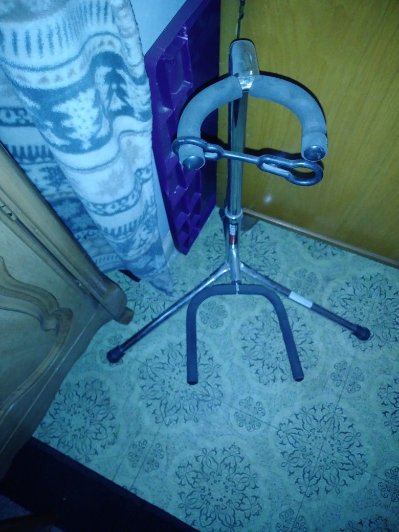 Guitar Stand