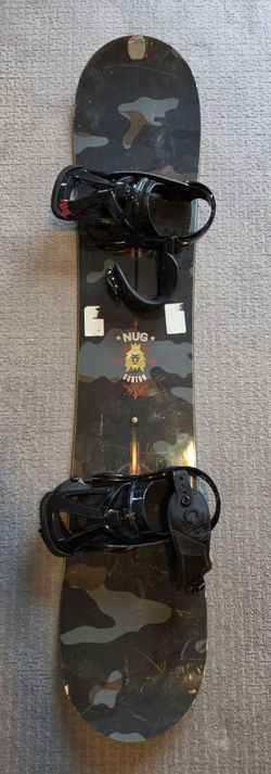 Burton Nug Complete Snowboard with Bindings 146cm