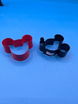 Disney Mickey Mouse head metal cookie cutters