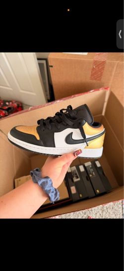 Size 4 Jordan 1 low