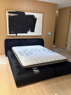 Mattress on sale  Queen Size Mattress 12"  new in a plastic sealed
