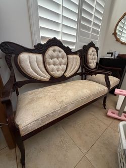 Antique Victorian 5-Piece Parlor Furniture Set – Sofa & Chairs