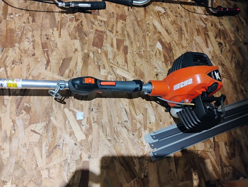 Echo X Series Hedge Trimmer