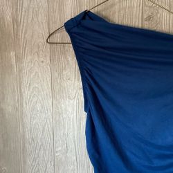 Stunning One Shoulder Sofia Vergara dress (XS)/(S)