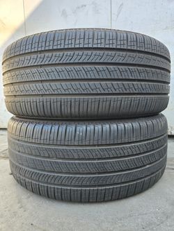 (2) 285 40 23 Pirelli tires