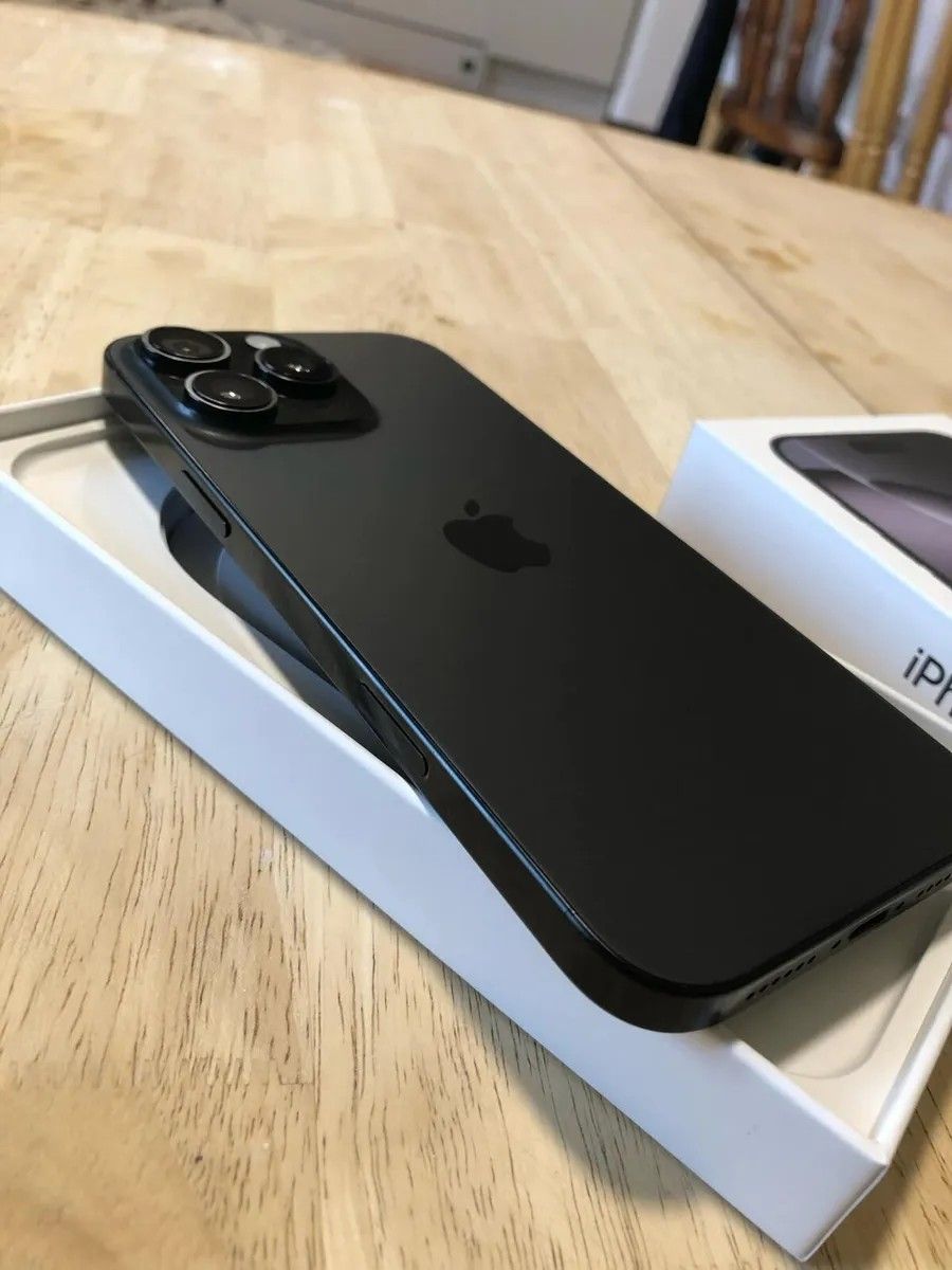 Iphone 16 Promax 256g Black Titanium With ATNT