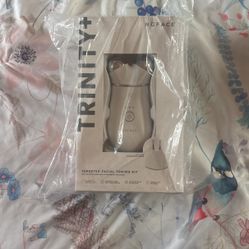 TRINITY+ Microcurrent Kit with Effective Lip & Eye Attachment