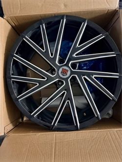 Like new set 20” RS rims