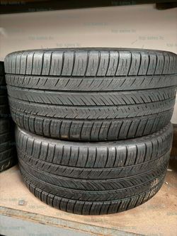 U875  275 40 22 108Y  Michelin Pilot Sport All Season 4 - 2 Used Tires 80% Life 