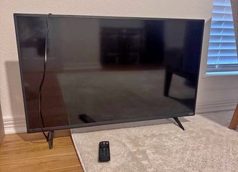 32 in Vizio Smart TV flat screen