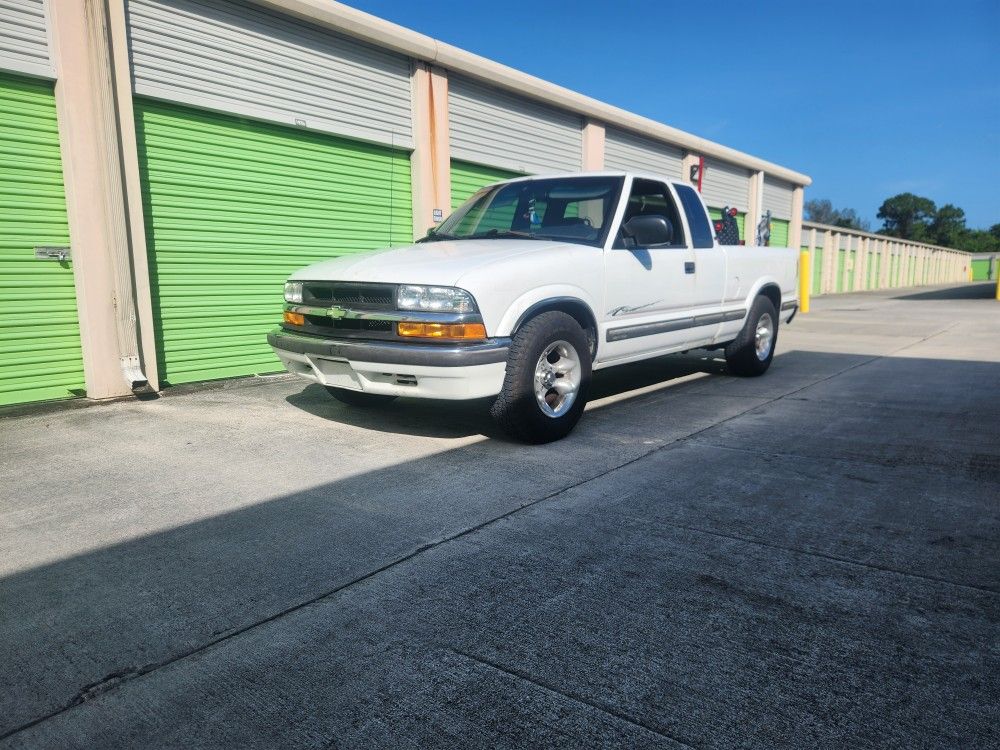 1999 Chevrolet S-10