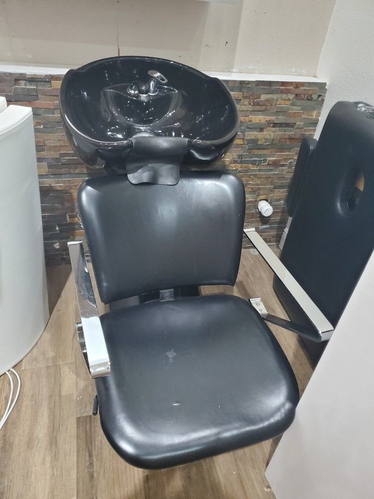 Shampoo Chair 