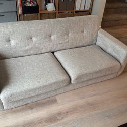 Free Couch 
