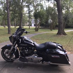 2021 Harley Davidson Street Glide