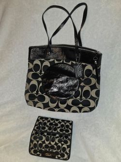 Coach purse/wallet