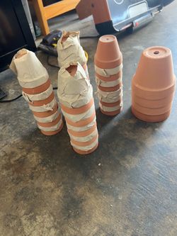 Small Terracotta Pots