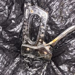 Staple Gun