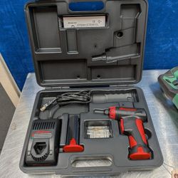 Snap on Cordless Screwdriver 