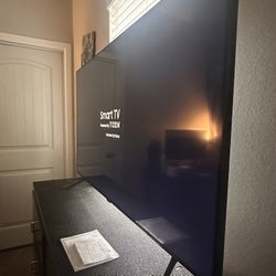 Samsung - 55" Class U7900 Series UHD 4K Smart Tizen TV