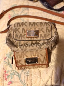 Michael Kors Crossbody Bag and Wallet Set