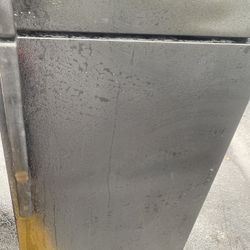 GE Black Refridgerator Great Condition 