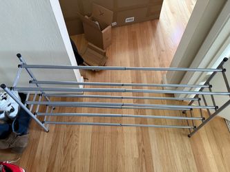 Free expandable shoe rack
