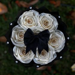 Luxury 7 Count Coquette Eternal Bouqet
