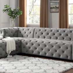 Luxurious Sectional Sofa 