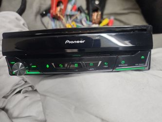 Pioneer AVH-3300NEX 7" Flip-Out Car Stereo - Apple CarPlay & Android Auto
