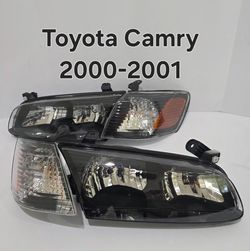 Toyota Camry 2000-2001 Headlights
