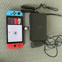 Nintendo Switch 