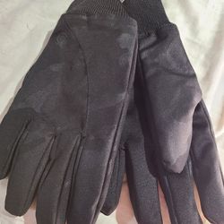 Mens Champion Med/ Large Gloves 