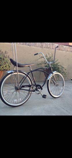 Schwinn Beach Cruiser