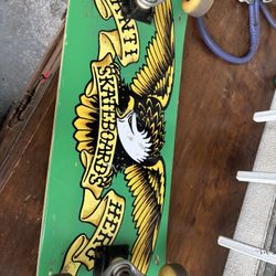 Anti Hero Skateboard 