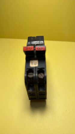 Double Pole 20 Amp Circuit Breaker